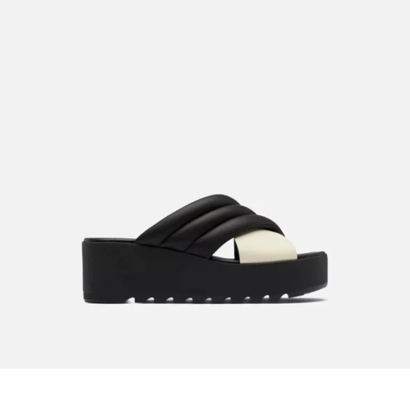 Sorel Shoes - Sorel Cameron Flatform puff sandal platform shoe black white slide on size 6.5